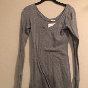 Long sleeve grey sweater